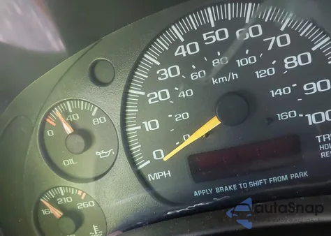 2001 Chevrolet Express G2500 from USA, damaged, VIN 1GNGG25R611174574